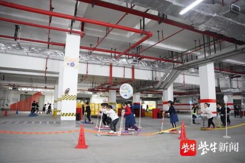 常州这所幼儿园开了个 驾校 ,小朋友考试合格才能拿到童车 驾照