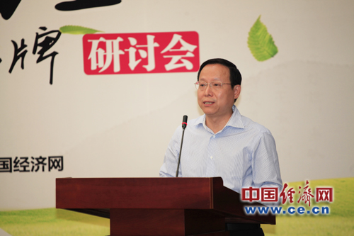 中国经济网：emc易倍体育制药股份公司副董事长刘文富:高质量标准覆盖产品全周期