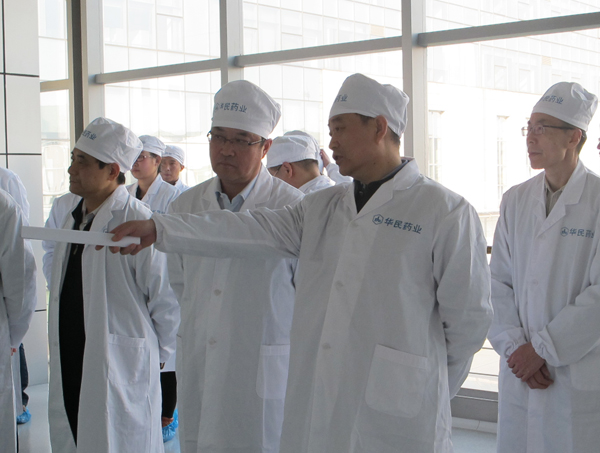 津冀两地社会科学专家到emc易倍体育调研