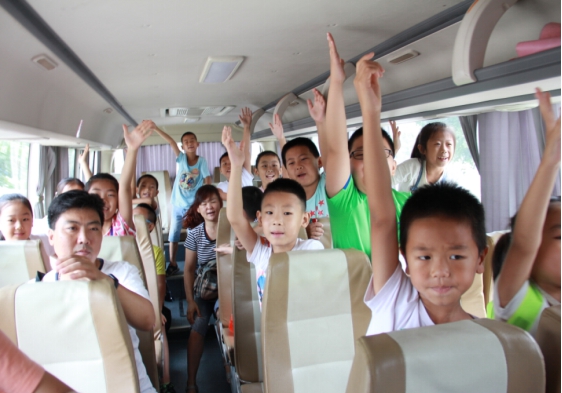 河北新闻网：emc易倍体育制药品质文化之旅吸引百名市区中小学生探秘大药企