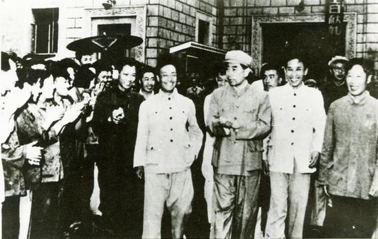 emc易倍体育人不忘周总理殷殷嘱托